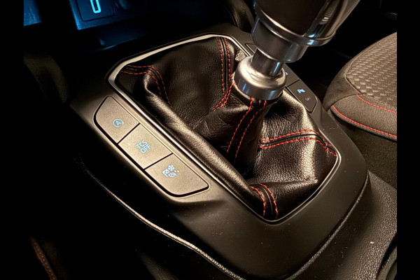 Ford FOCUS Wagon 1.0 EcoBoost Hybrid ST Line X Business NAVI/CAM/DAB/CARPLAY/ECC/PDC/CRUISE///