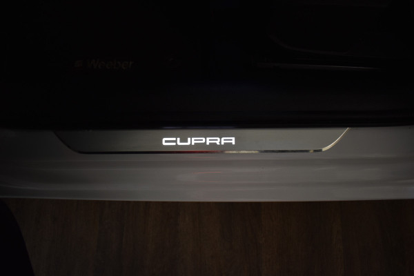 CUPRA Leon 2.0 TSI VZ 300PK DSG PERFORMANCE CAMERA/LEDER/BEATS-AUDIO