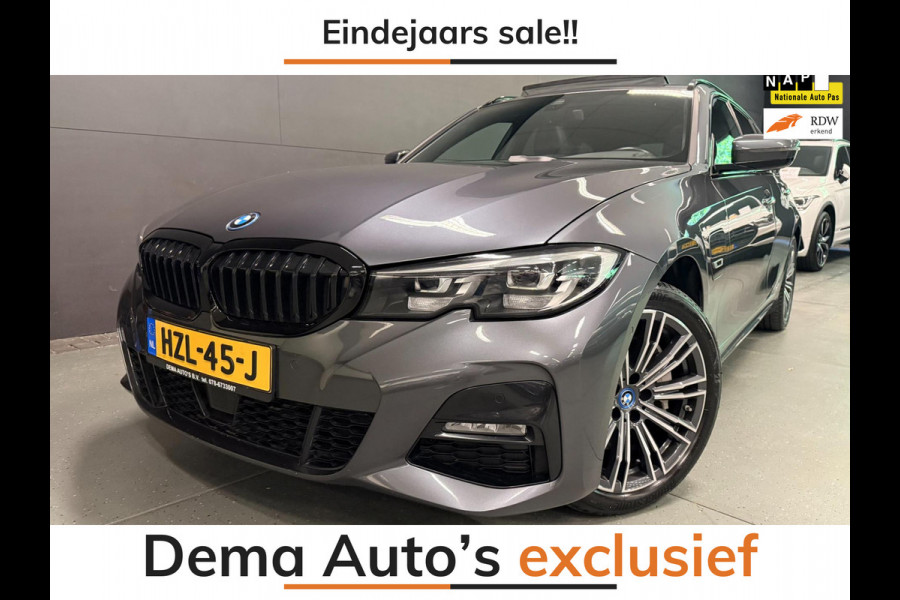 BMW 3 Serie Touring 330e M-SPORT PANO/H-KARDON/V-COCKPIT/NAVI/CAM/DAB/CARPLAY///