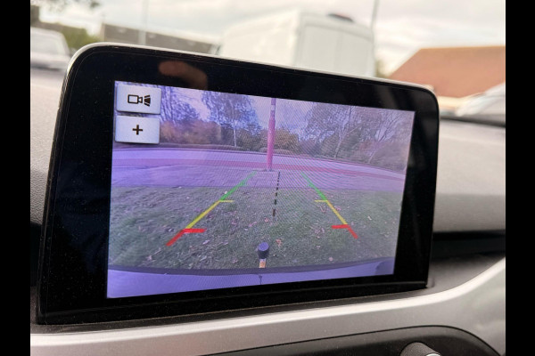 Ford FOCUS Wagon 1.0 EcoBoost Titanium Business 125pk Trekhaak | Achteruitrijcamera | Navigatie | Stoelverwarming | Carplay, Android auto | Voorruit verwarming