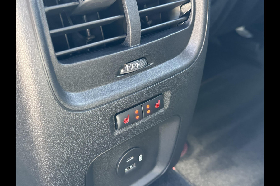 Ford Kuga 2.5 PHEV ST-Line X 225pk | Afneembare trekhaak | Driver Assistance Pack | 19 inch | Winter Pack | Elektrische achterklep