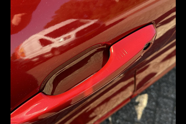 Ford Kuga 2.5 PHEV ST-Line X 225pk | Afneembare trekhaak | Driver Assistance Pack | 19 inch | Winter Pack | Elektrische achterklep