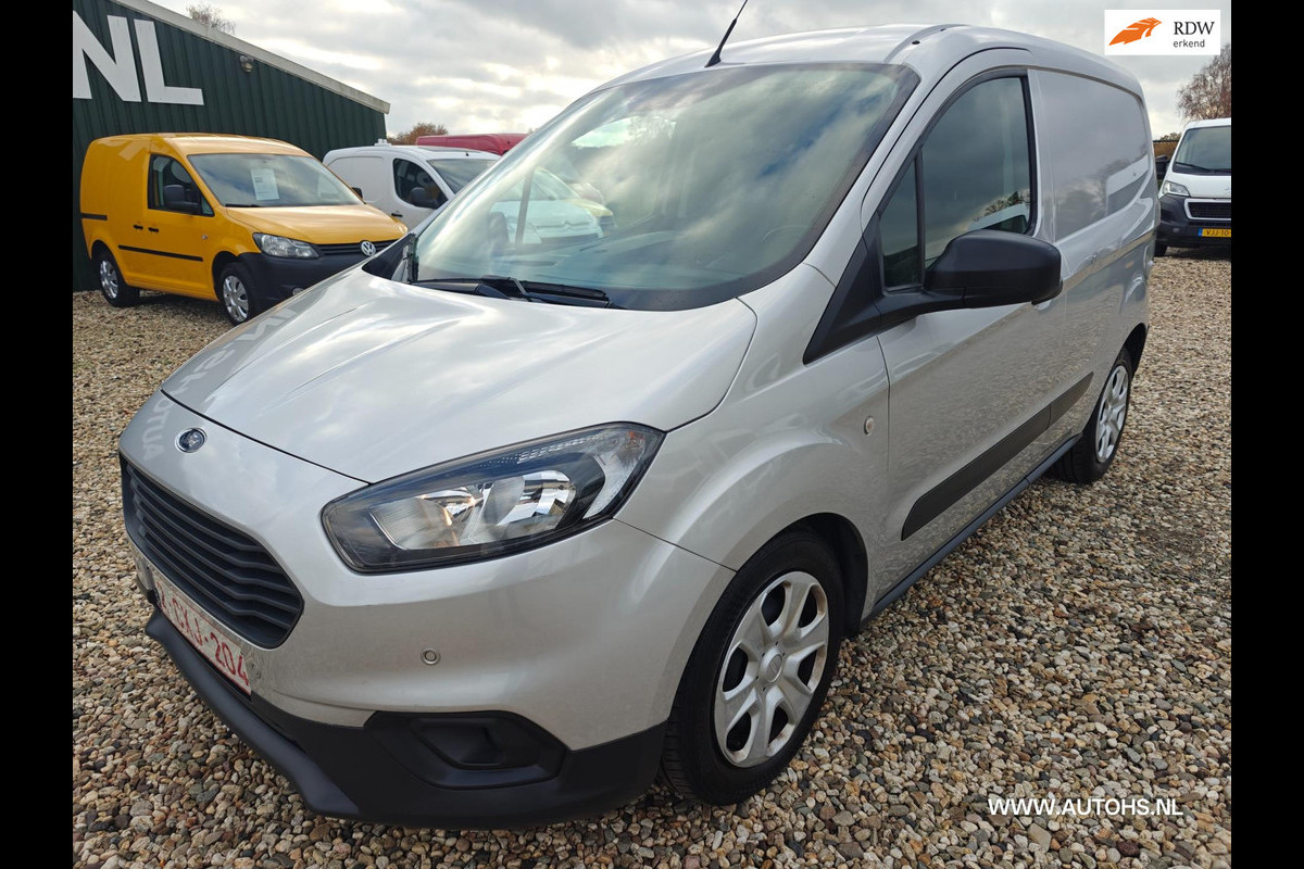 Ford Transit Courier 1.5 TDCI Limited 1e Eig , euro 6 , camera , cruise, nette bus