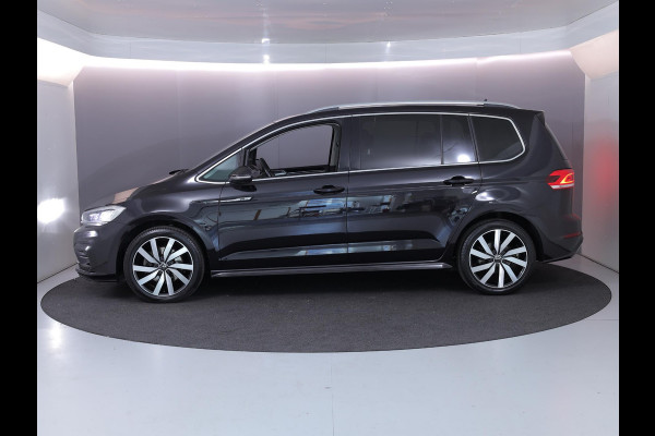 Volkswagen Touran 1.5 TSI Highline 7p 150pk DSG| Pano.dak| Digital display| 18'LM-velgen| Camera