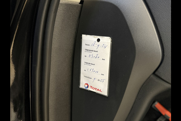 Volvo XC40 1.5 T5 Recharge R-Design Expression | Apple Carplay | Navi | Lane assist