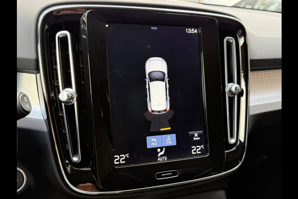 Volvo XC40 1.5 T5 Recharge R-Design Expression | Apple Carplay | Navi | Lane assist