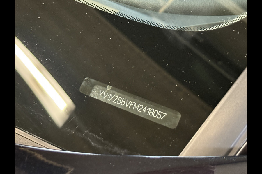 Volvo XC40 1.5 T5 Recharge R-Design Expression | Apple Carplay | Navi | Lane assist