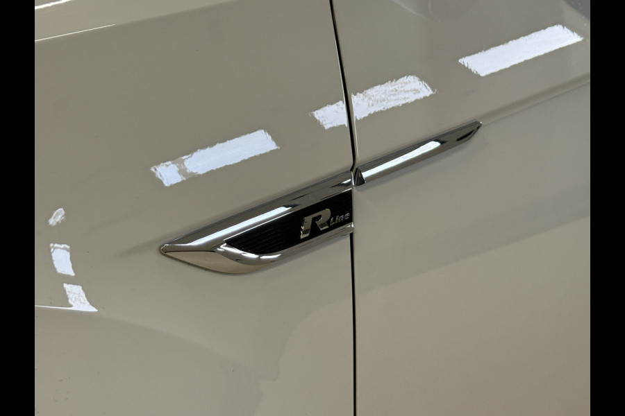 Volkswagen T-Roc 2.0 TSI 4Motion Sport Business R | Pano | R-Line | Stoelverwarming Apple Carplay | Elektrische kofferklep