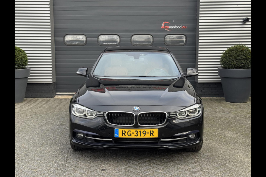 BMW 3-serie 320i Corporate Lease High Executive | Navigatie | Privacy Glass | Lichtmetalen Velgen | Climate Control | Xenon |
