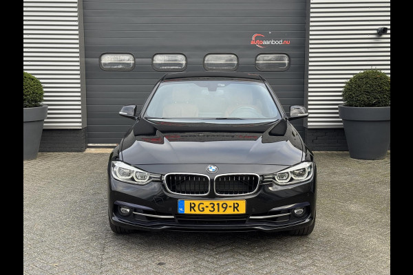 BMW 3-serie 320i Corporate Lease High Executive | Navigatie | Privacy Glass | Lichtmetalen Velgen | Climate Control | Xenon |