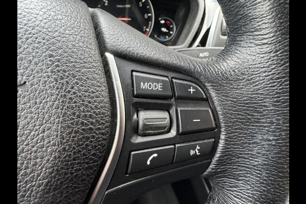 BMW 3-serie 320i Corporate Lease High Executive | Navigatie | Privacy Glass | Lichtmetalen Velgen | Climate Control | Xenon |