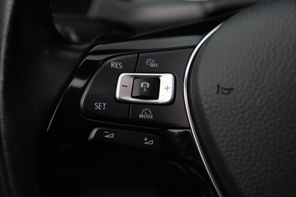 Volkswagen Touran 1.4 TSI 7p / PANODAK / ADAPT CRUISE / TREKHAAK ELEK / CAMERA