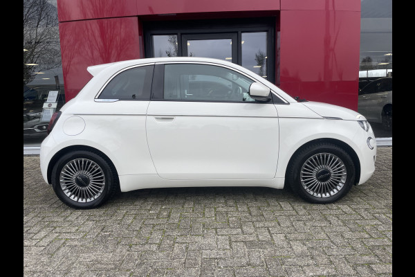 Fiat 500 Urban 42 kWh | 16" velgen | Chroompakket