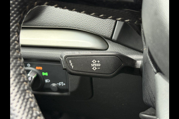 Audi A3 Limousine 35 TFSI CoD Sport S Line Edition | S-Line | Panoramadak | Draadloze telefoonlader .