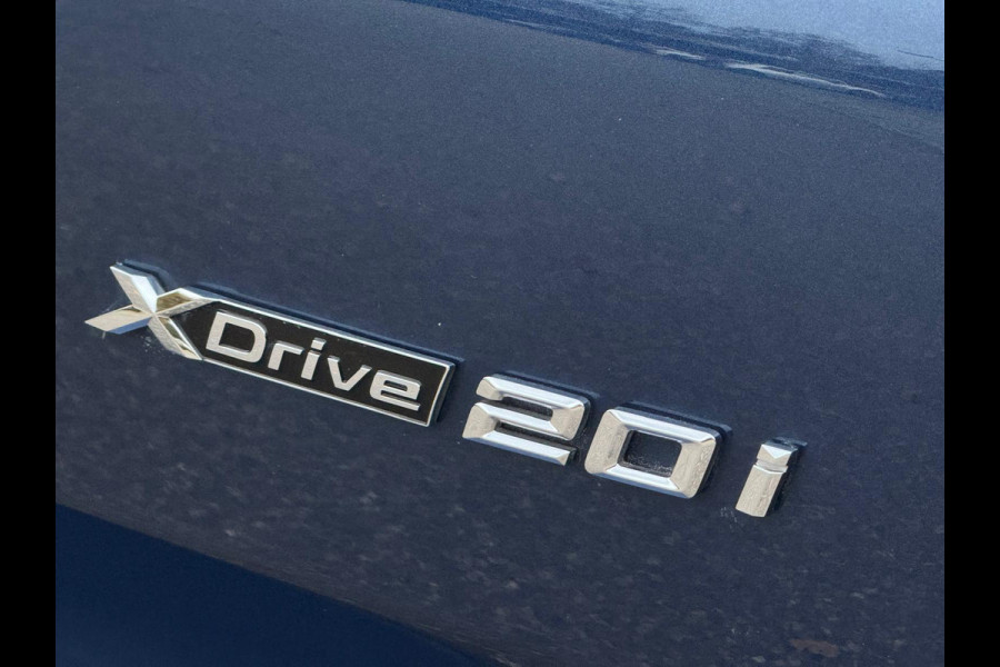 BMW X3 XDrive20i High Executive M-sport pakket, panoramadak, vele opties, eerste eigenaar, NL auto met nap, dealer onderhouden