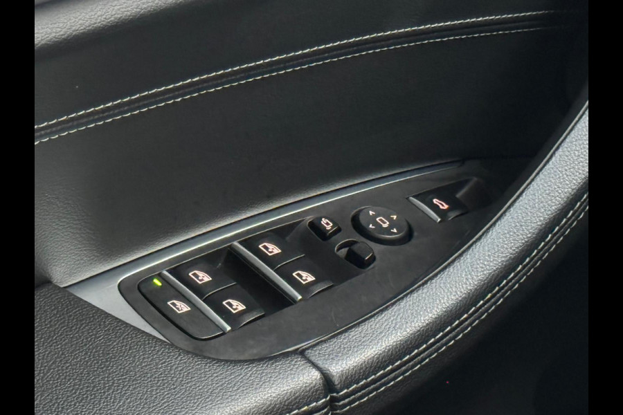 BMW X3 XDrive20i High Executive M-sport pakket, panoramadak, vele opties, eerste eigenaar, NL auto met nap, dealer onderhouden