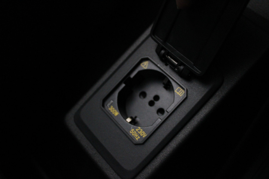 Volkswagen Caddy Cargo Maxi 2.0 TDI Style 102pk - Trekhaak - Carplay - Camera - LED - ErgoStoel - Rijklaar