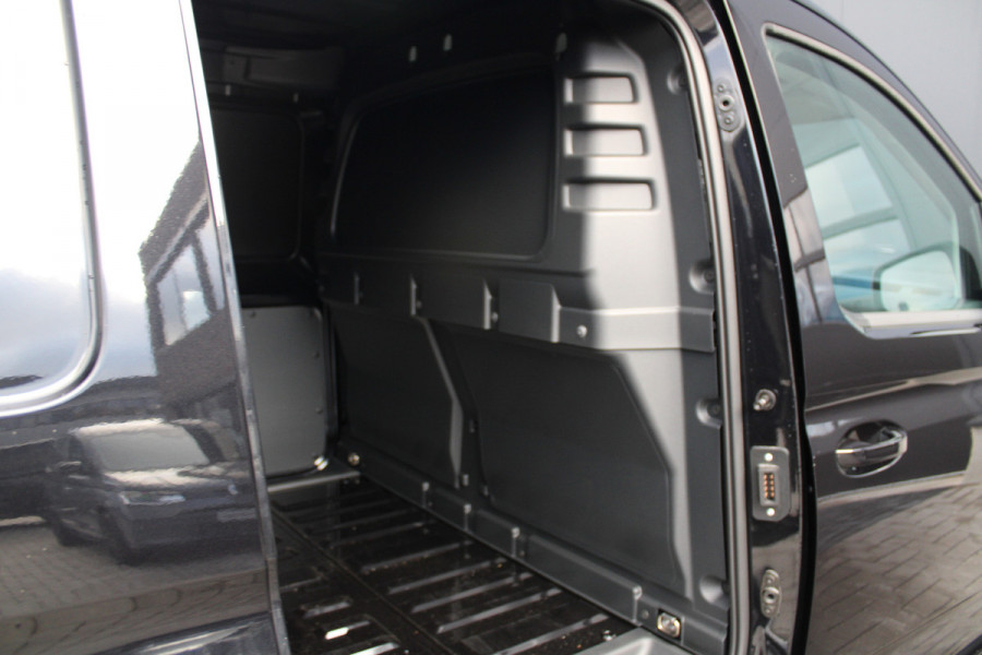 Volkswagen Caddy Cargo Maxi 2.0 TDI Style 102pk - Trekhaak - Carplay - Camera - LED - ErgoStoel - Rijklaar