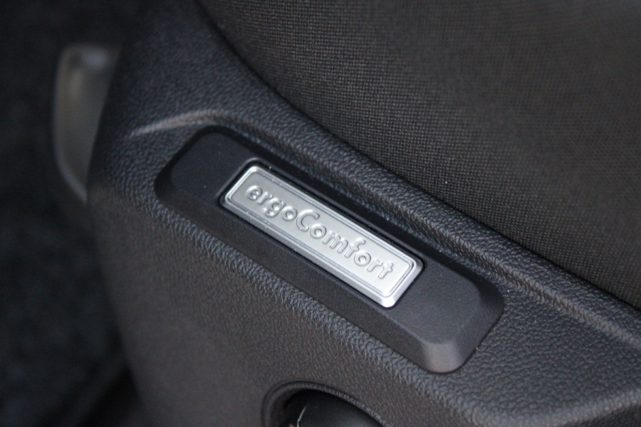 Volkswagen Caddy Cargo Maxi 2.0 TDI Style 102pk - Trekhaak - Carplay - Camera - LED - ErgoStoel - Rijklaar