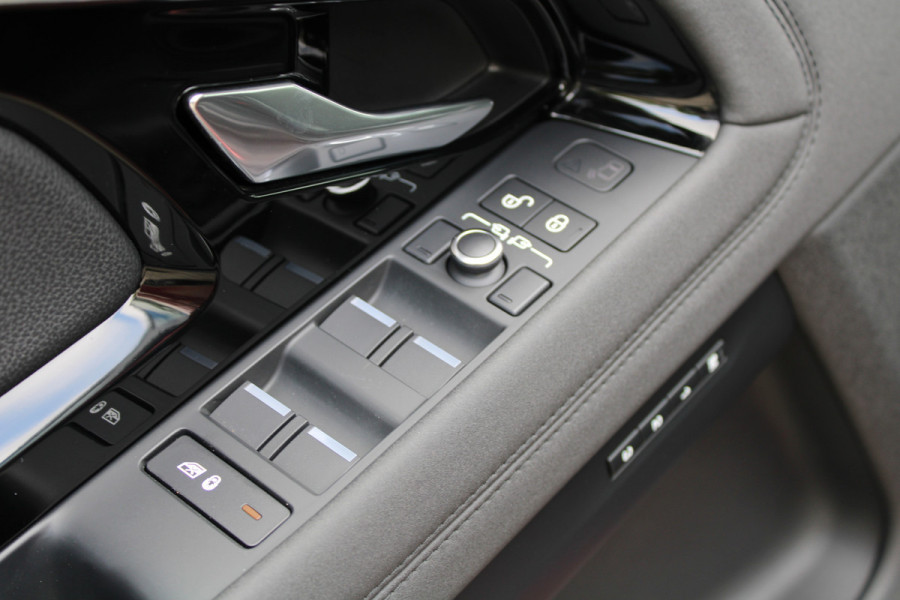 Land Rover Range Rover Evoque 2.0 D180 AWD HSE | NETTE STAAT | PANO | MEMORY | STOELVERW | ELEK TREKHAAK | CAMERA |