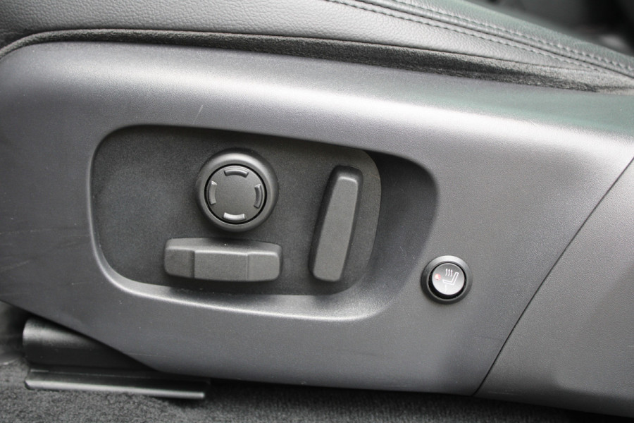 Land Rover Range Rover Evoque 2.0 D180 AWD HSE | NETTE STAAT | PANO | MEMORY | STOELVERW | ELEK TREKHAAK | CAMERA |