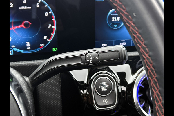 Mercedes-Benz CLA-Klasse 180 Business Solution AMG Panoramadak | Lichtmetalen velgen 5 spaaks |BMUX wide screen\ Naviagtie | parking support met camera achter | Inclusief 24 maanden MB Certified garantie voor Europa.