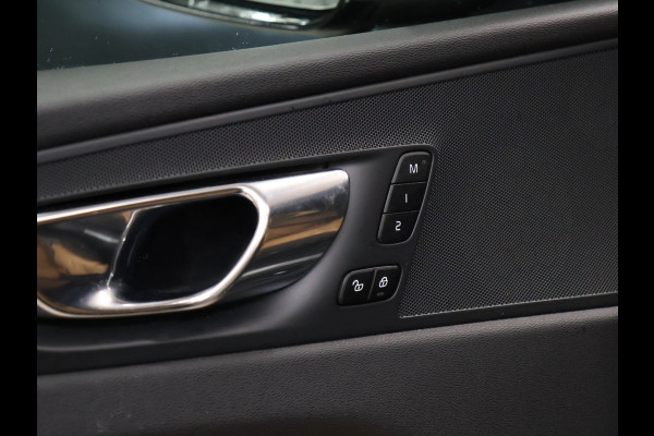 Volvo XC60 2.0 B5 AWD Inscription [MEMORY SEATS, APPLE CARPLAY, ANDROID, STUURVERWARMING, CAMERA, STOELVERWARMING V+A, VOL LEDER, CRUISE, CLIMATE, NIEUWSTAAT]