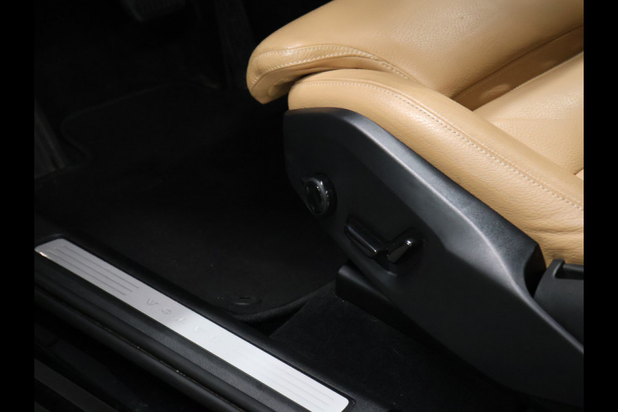 Volvo XC60 2.0 B5 AWD Inscription [MEMORY SEATS, APPLE CARPLAY, ANDROID, STUURVERWARMING, CAMERA, STOELVERWARMING V+A, VOL LEDER, CRUISE, CLIMATE, NIEUWSTAAT]