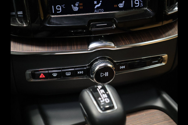 Volvo XC60 2.0 B5 AWD Inscription [MEMORY SEATS, APPLE CARPLAY, ANDROID, STUURVERWARMING, CAMERA, STOELVERWARMING V+A, VOL LEDER, CRUISE, CLIMATE, NIEUWSTAAT]