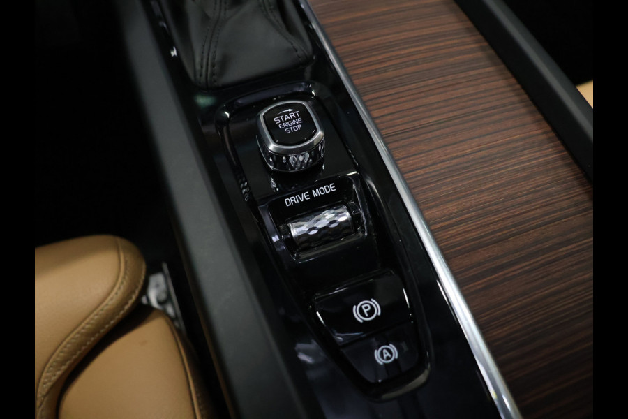 Volvo XC60 2.0 B5 AWD Inscription [MEMORY SEATS, APPLE CARPLAY, ANDROID, STUURVERWARMING, CAMERA, STOELVERWARMING V+A, VOL LEDER, CRUISE, CLIMATE, NIEUWSTAAT]