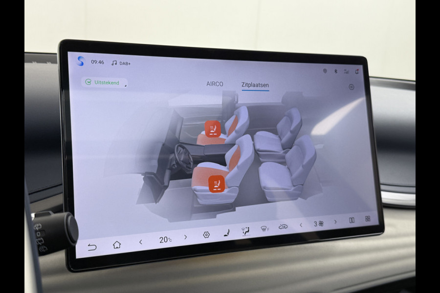 BYD ATTO 3 60kWh Design SOH 98% Pano-dak Leer+Elektr.Verst. Warmtepomp Adaptieve Cruise 360°Camera Apple Carplay Android Auto Elektr.Achter Verkeersbord detectie WiFi DAB Led Rijstrooksensor Keyless Smartphone Entry Fabrieksgarantie tot 12-12-2030/150.000km Garantie. Op de LFP Accu tot 12-12-2030/200.000km €44.000,- Nieuw!