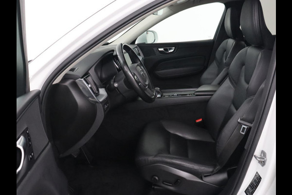 Volvo XC60 2.0 Recharge T6 AWD Inscription | Panoramadak | Trekhaak | Leder | Stoelverwarming | Camera | Carplay | Navigatie | Full LED | Parkeerhulp | Memory | PHEV | Plug In
