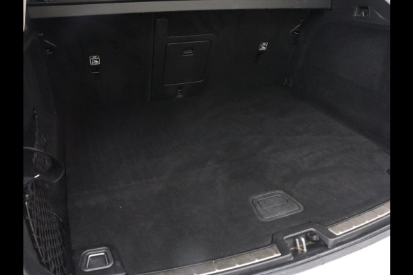 Volvo XC60 2.0 Recharge T6 AWD Inscription | Panoramadak | Trekhaak | Leder | Stoelverwarming | Camera | Carplay | Navigatie | Full LED | Parkeerhulp | Memory | PHEV | Plug In