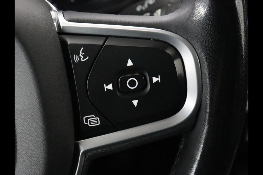 Volvo XC60 2.0 Recharge T6 AWD Inscription | Panoramadak | Trekhaak | Leder | Stoelverwarming | Camera | Carplay | Navigatie | Full LED | Parkeerhulp | Memory | PHEV | Plug In