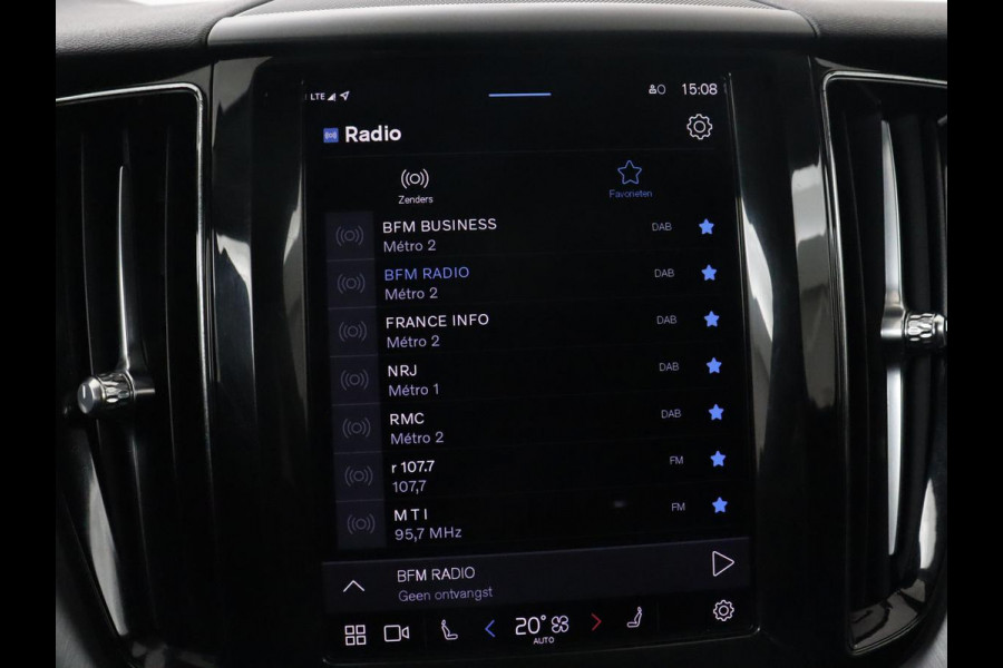 Volvo XC60 2.0 Recharge T6 AWD Inscription | Panoramadak | Trekhaak | Leder | Stoelverwarming | Camera | Carplay | Navigatie | Full LED | Parkeerhulp | Memory | PHEV | Plug In