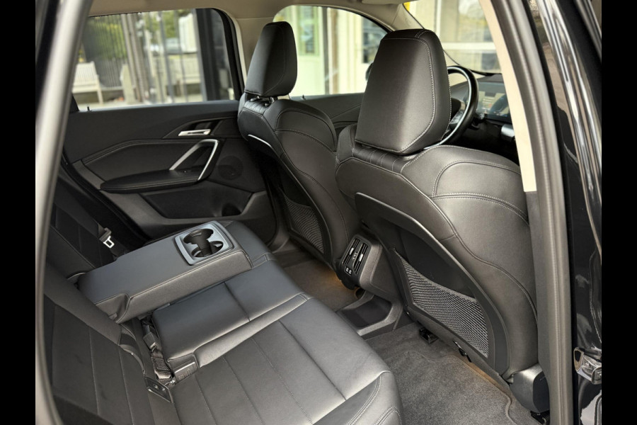 BMW X1 xDrive30e X LINE | DRIVING PROFF. | SPORTSTOELEN | LEDER | TREKHAAK | ELEKTR. STOELEN |