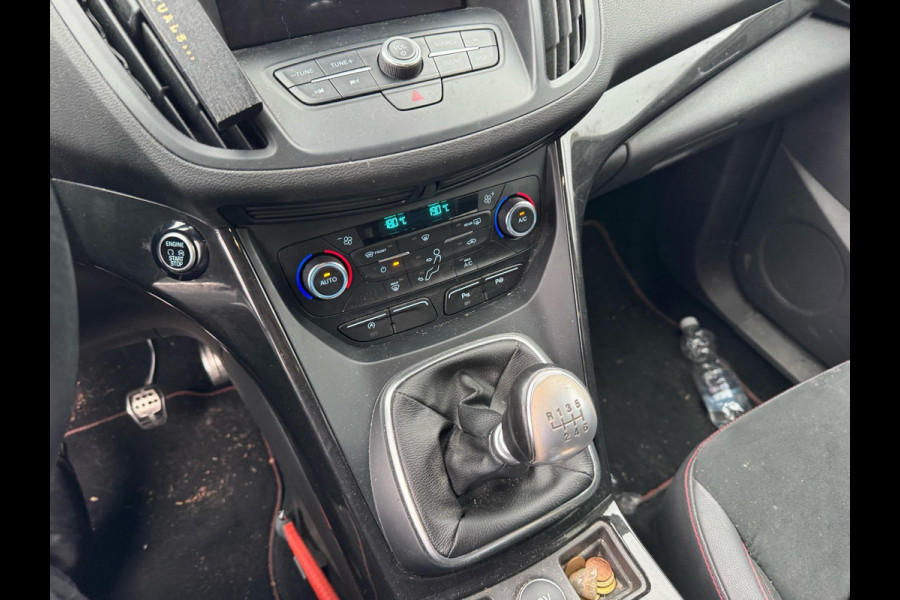 Ford Kuga 1.5 EcoBoost ST Line 150pk Achteruitrijcamera | Bi-Xenon Koplampen | Voorruit verwarming | 2.000kg Trekgewicht