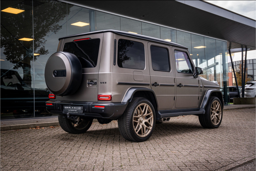 Mercedes-Benz G-Klasse AMG 63 ** Akrapovic ** AMG Performance Pack ** Carbon ** Xpell PPF Face-lift MY25 ** Target Blue Eye ** Manufaktur
