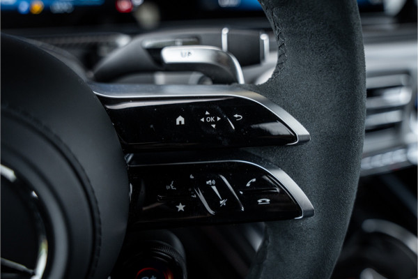 Mercedes-Benz G-Klasse AMG 63 ** Akrapovic ** AMG Performance Pack ** Carbon ** Xpell PPF Face-lift MY25 ** Target Blue Eye ** Manufaktur