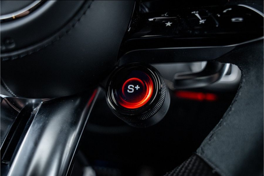 Mercedes-Benz G-Klasse AMG 63 ** Akrapovic ** AMG Performance Pack ** Carbon ** Xpell PPF Face-lift MY25 ** Target Blue Eye ** Manufaktur