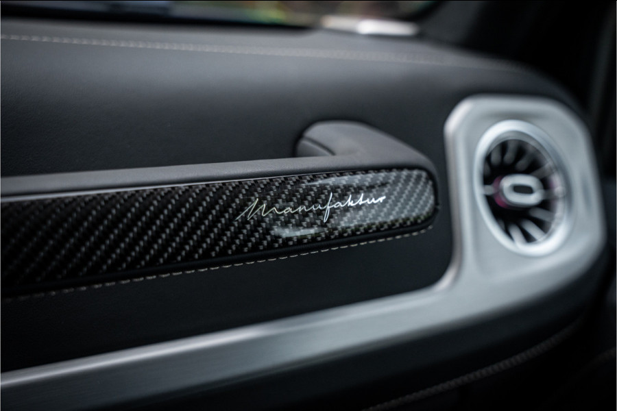 Mercedes-Benz G-Klasse AMG 63 ** Akrapovic ** AMG Performance Pack ** Carbon ** Xpell PPF Face-lift MY25 ** Target Blue Eye ** Manufaktur