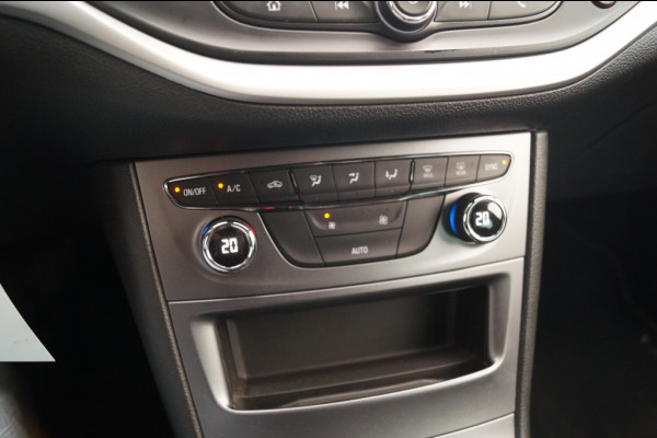 Opel Astra 1.2 110pk Business Executive -NAVI-ECC-PDC-CAM-