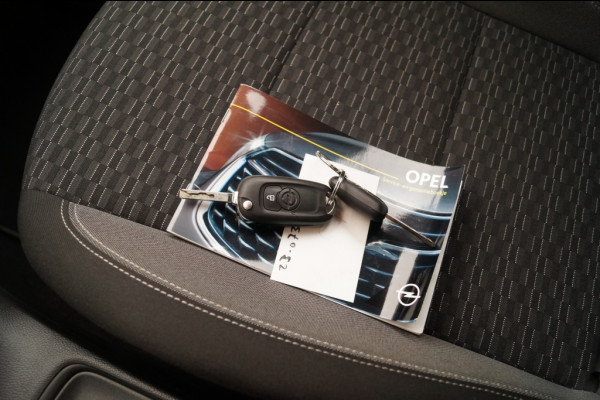 Opel Astra 1.2 110pk Business Executive -NAVI-ECC-PDC-CAM-