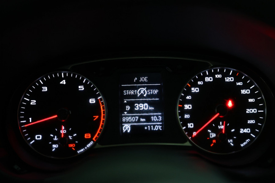 Audi A1 Sportback 1.4 TFSI Pro Line PANO NAVI BLUET STOELVW PDC ECC '18