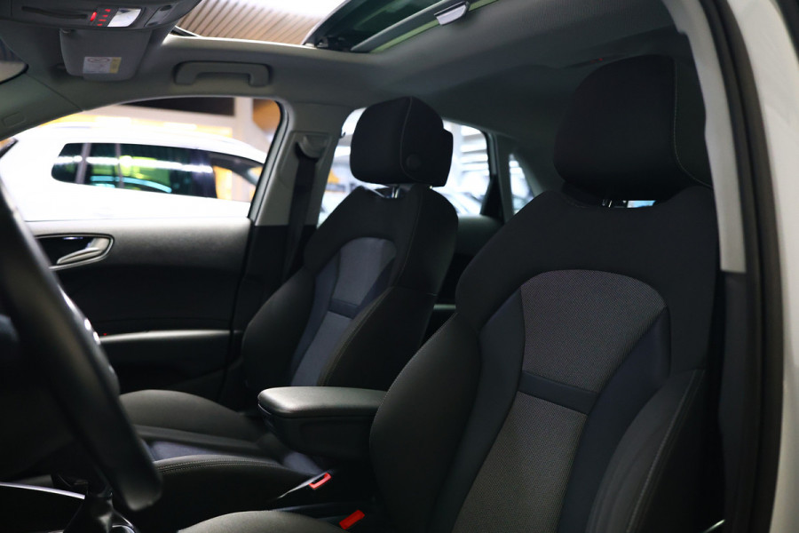 Audi A1 Sportback 1.4 TFSI Pro Line PANO NAVI BLUET STOELVW PDC ECC '18