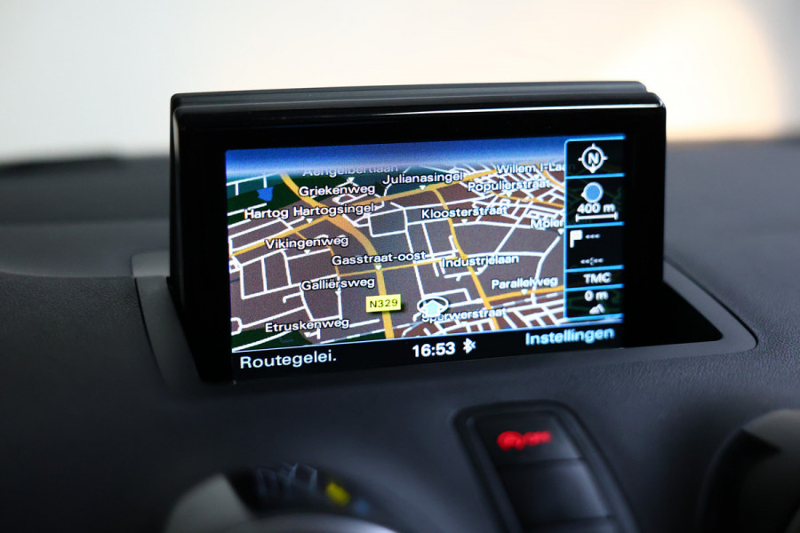 Audi A1 Sportback 1.4 TFSI Pro Line PANO NAVI BLUET STOELVW PDC ECC '18