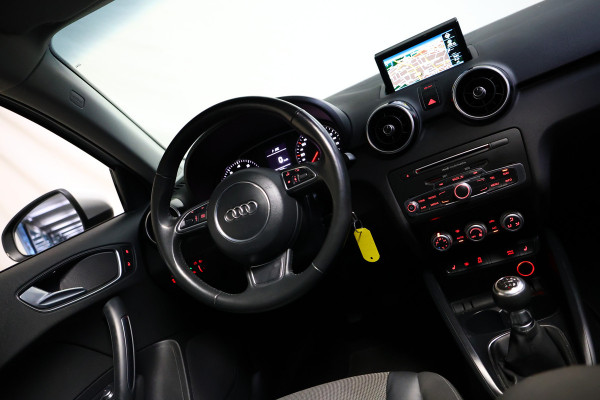 Audi A1 Sportback 1.4 TFSI Pro Line PANO NAVI BLUET STOELVW PDC ECC '18