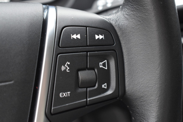 Volvo V40 Cross Country T3 153PK Automaat Nordic+ | Standkachel | Stoelverwarming | 17"LMV | LED