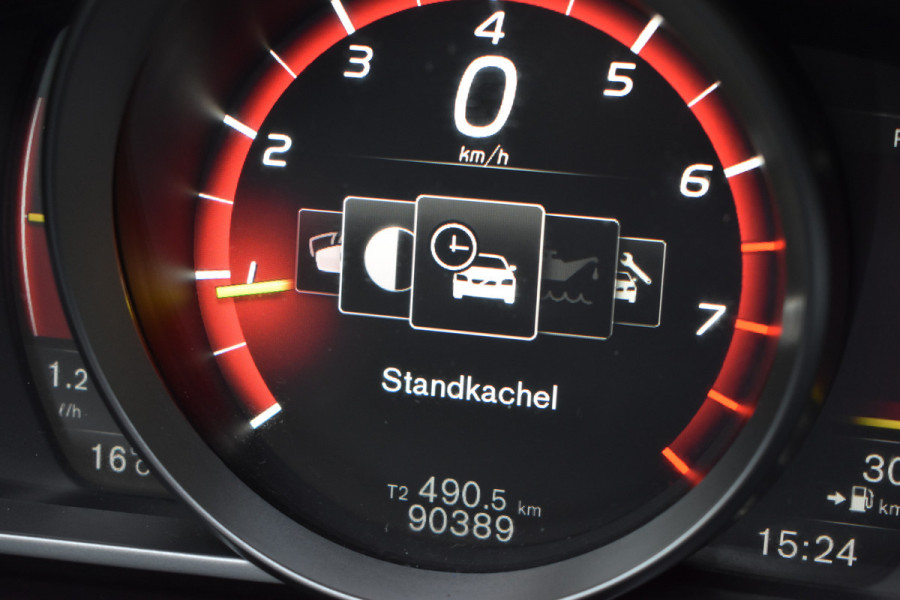 Volvo V40 Cross Country T3 153PK Automaat Nordic+ | Standkachel | Stoelverwarming | 17"LMV | LED