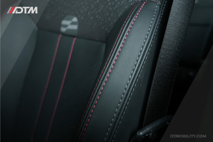 MINI Countryman 2.0S ALL4 JCW XL 300PK | Massage | Panoramadak | Elektrische Trekhaak |